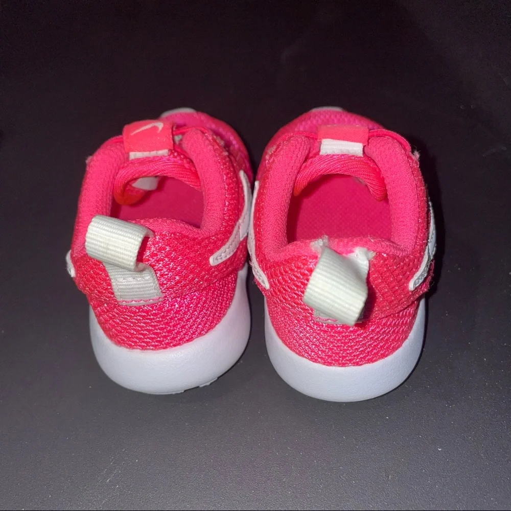 Tiny hot pink baby Nikes - Picture 3 of 4